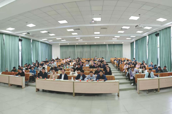 “吕峻闽副校长督导人工智能学院合格评估工作暨人工智能学院评估工作部署会议