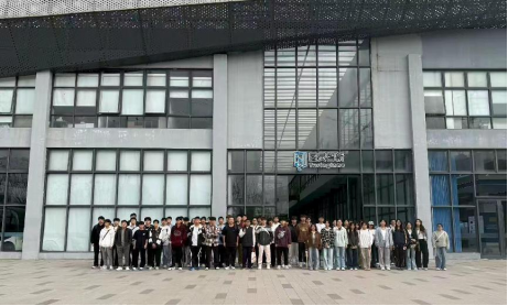 “人工智能系2024、2025级学生赴百度Apollo Park与图灵智新开展AI研学，持续深化校企协同育人